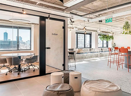 一个充满阳光活力的办公室装修设计空间是怎样的——Swimm